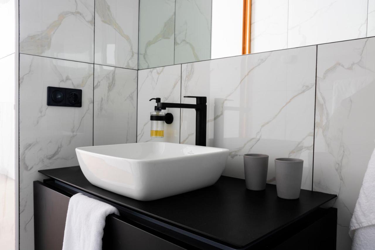 De 6 Linden Boutique Hotel Слёйс Экстерьер фото
