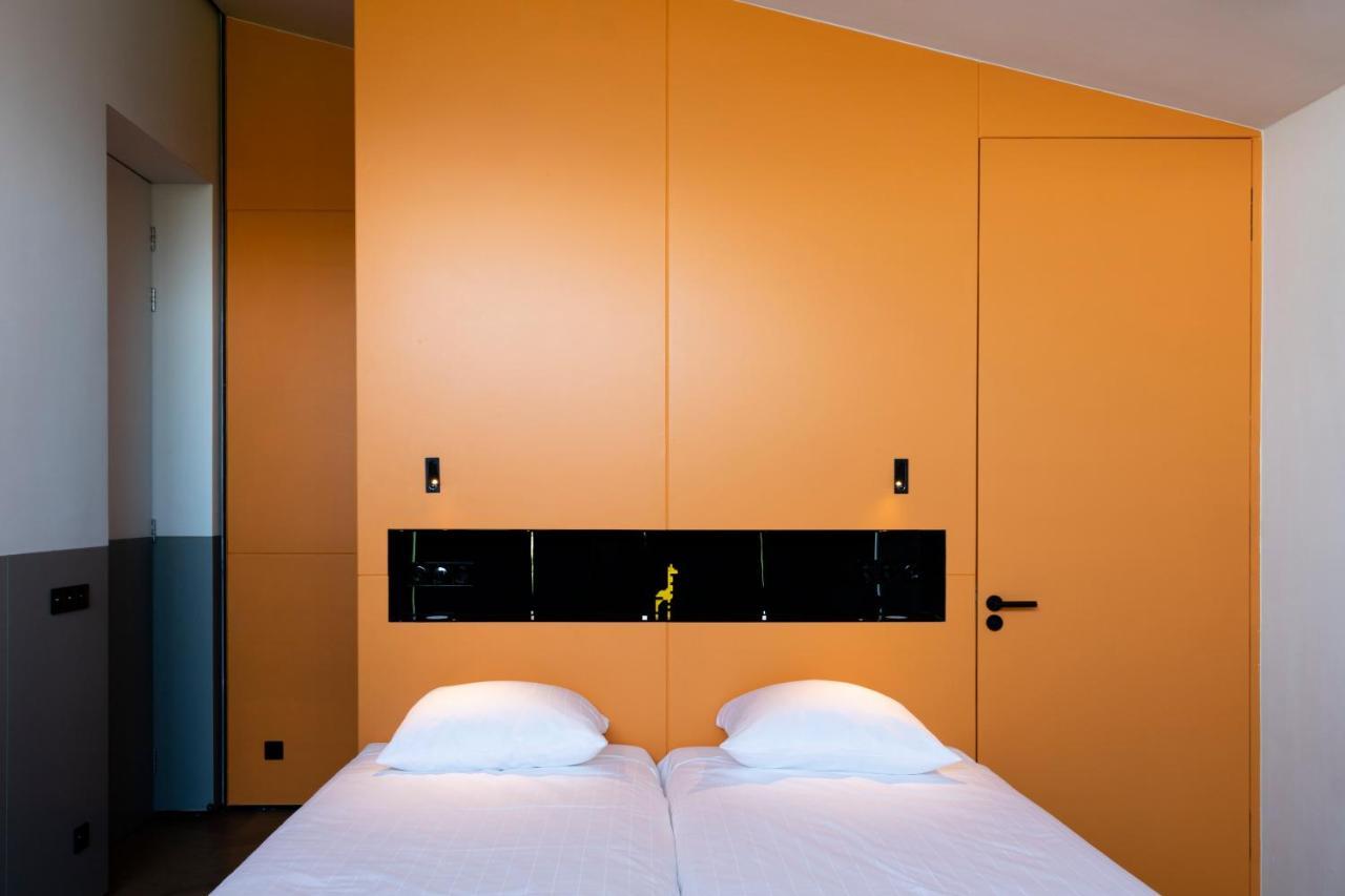 De 6 Linden Boutique Hotel Слёйс Экстерьер фото